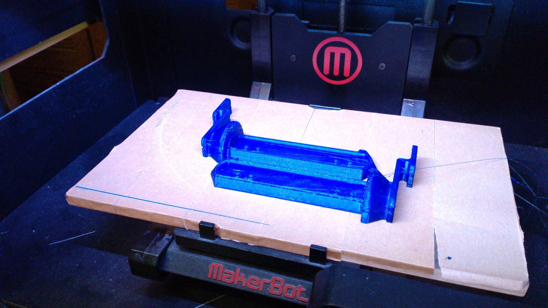 Makerbot Replicator 2: Spulenhalter