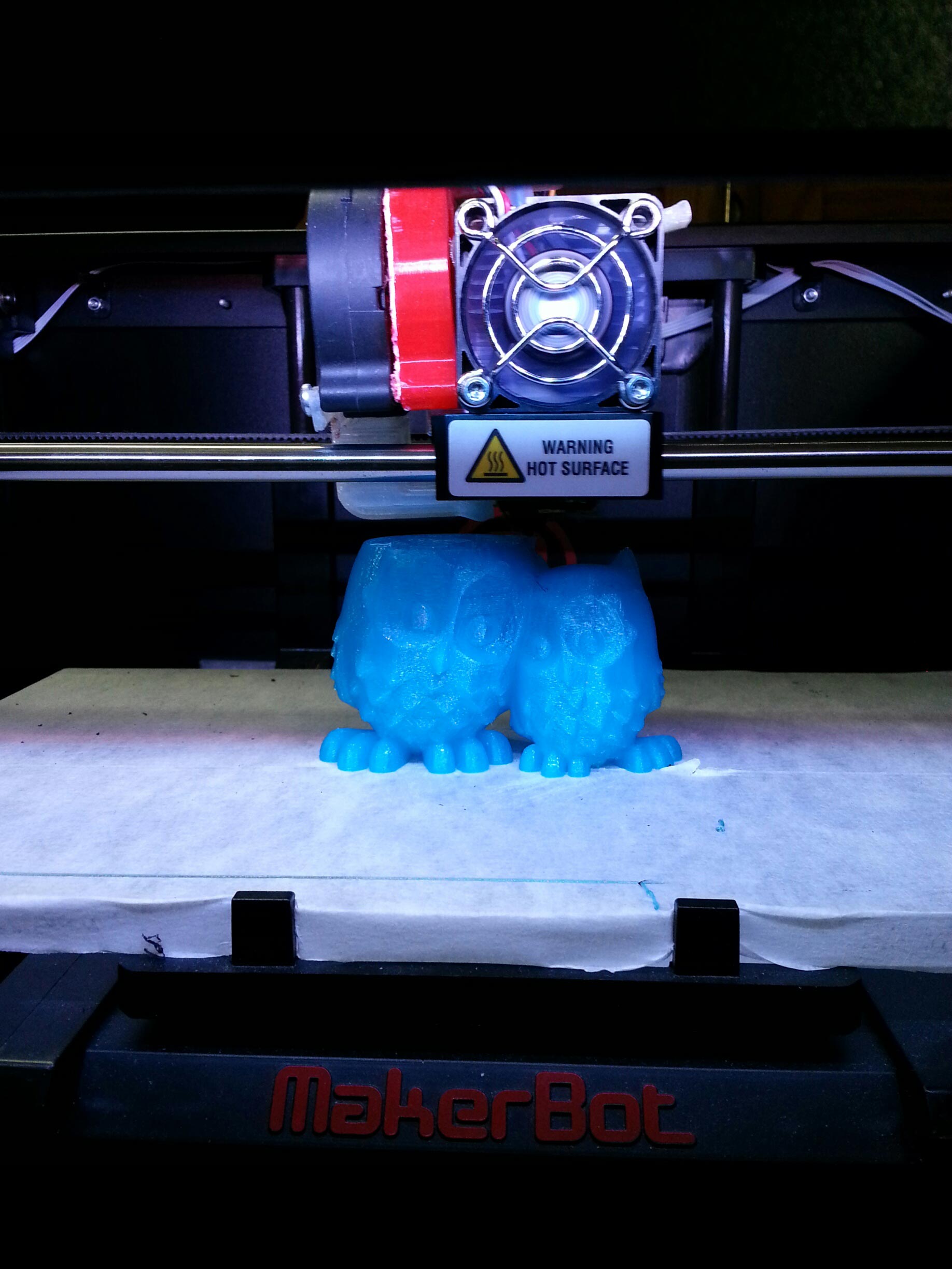 Makerbot Replicator 2-Print: Owles at extruding
