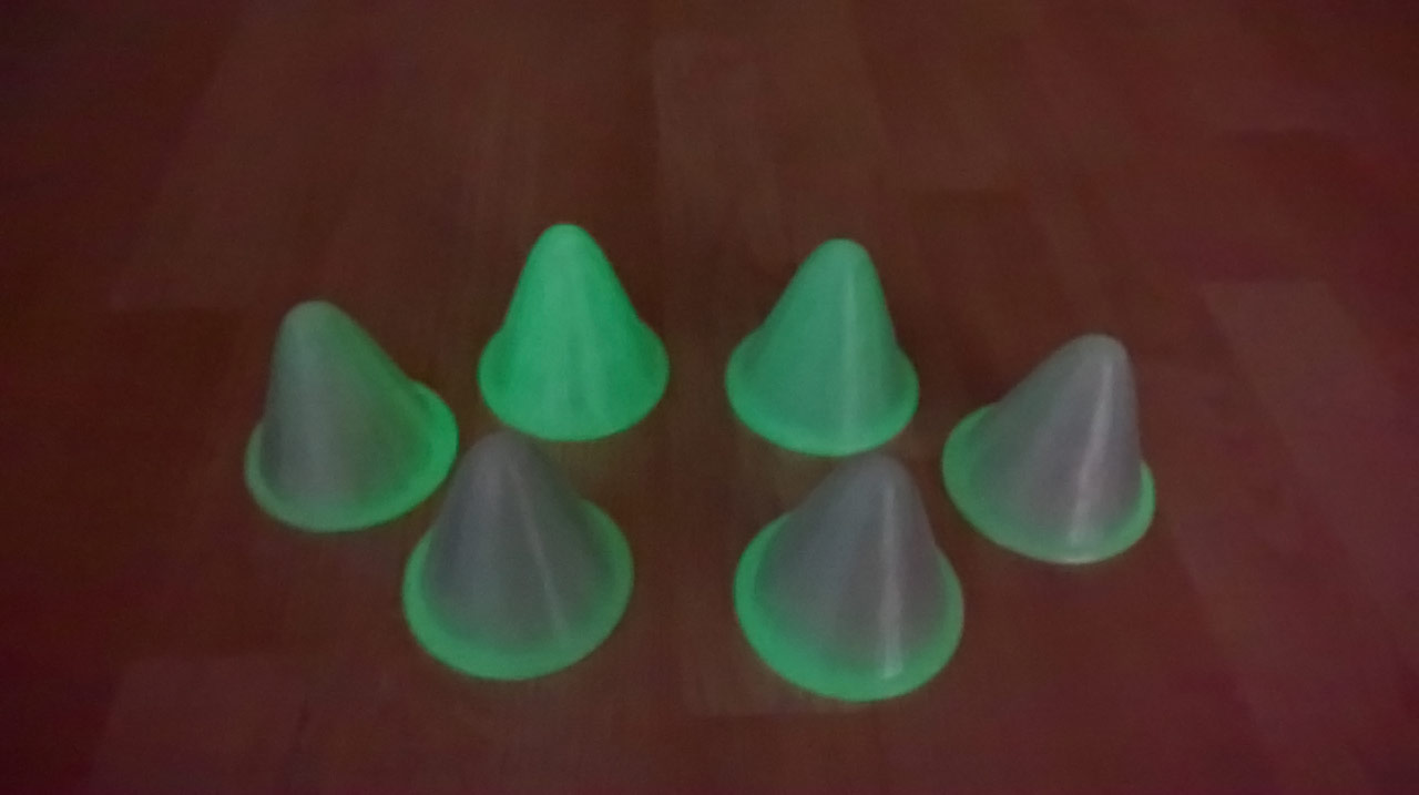 Inliner Caps Fluorescent Plastic
