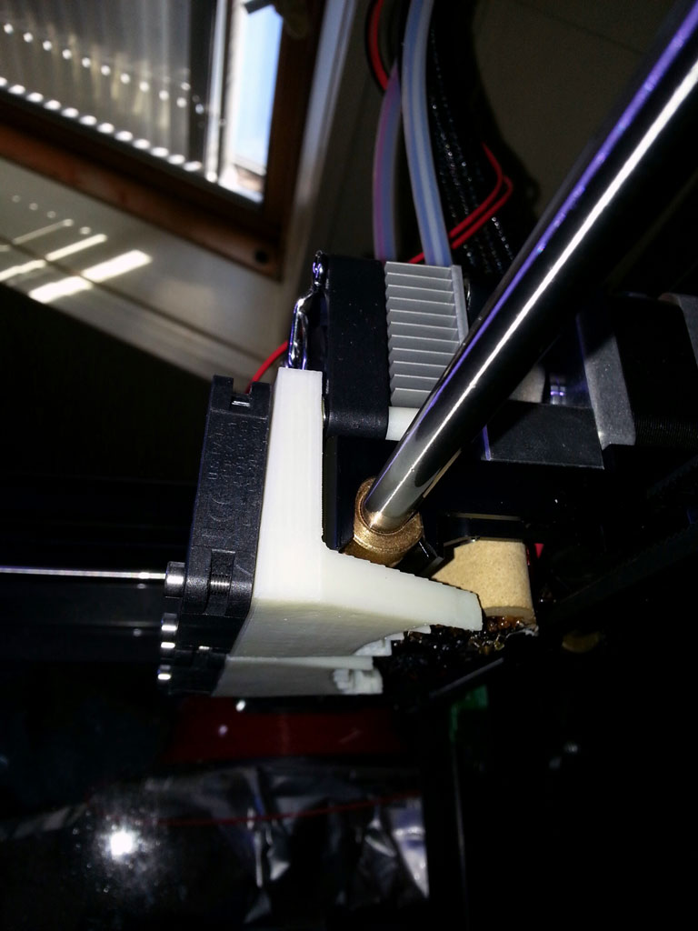 Makerbot Replicator 2x FilamentFan Upgrade 02